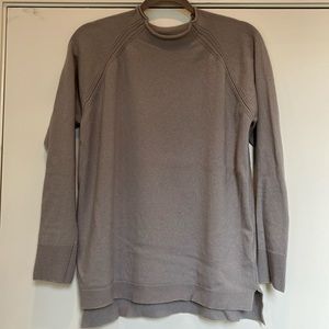 Cashmere sweater, tunic length